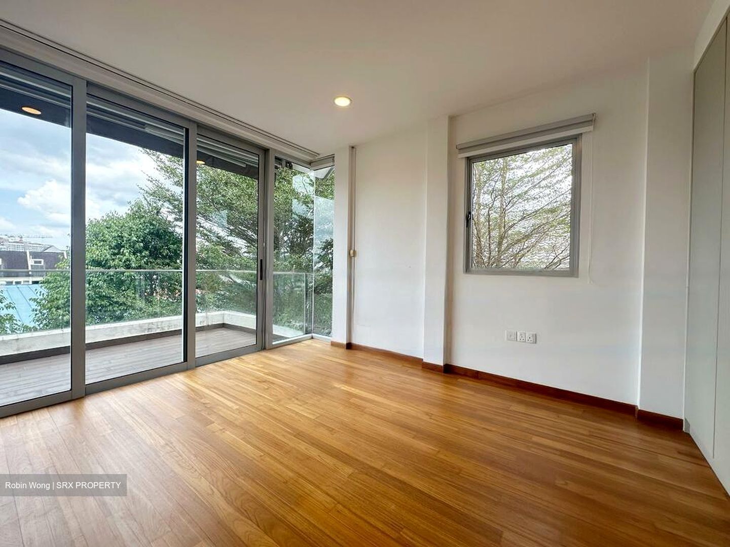 Charlton Residences (D19), Terrace #455101631